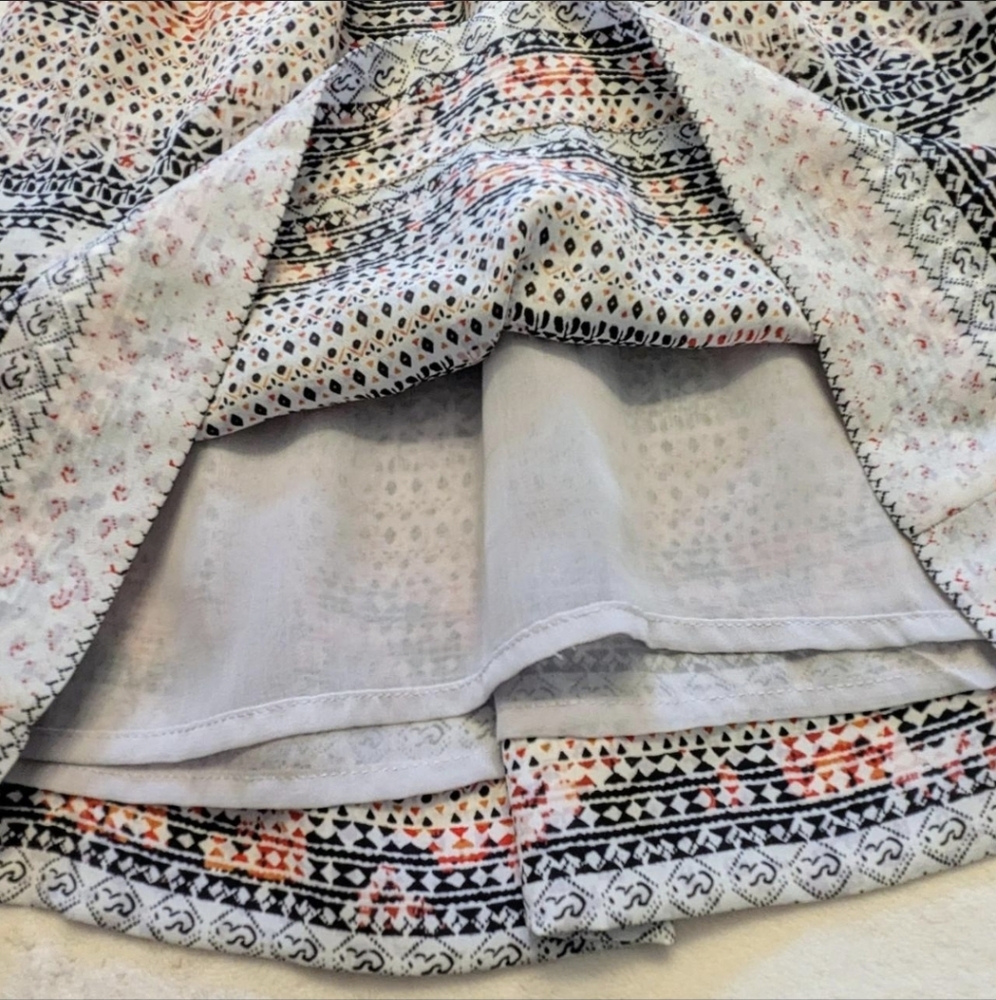 BCBG Generation Patterned Dress - Picture 5 of 8
